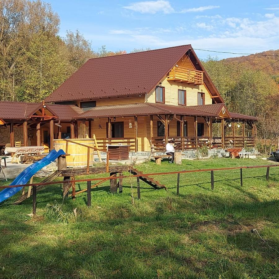 Cabana Lunca Târgu Neamț Esterno foto