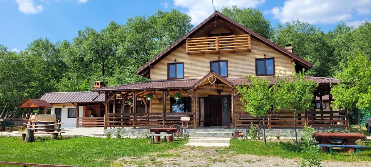 Cabana Lunca Târgu Neamț Esterno foto