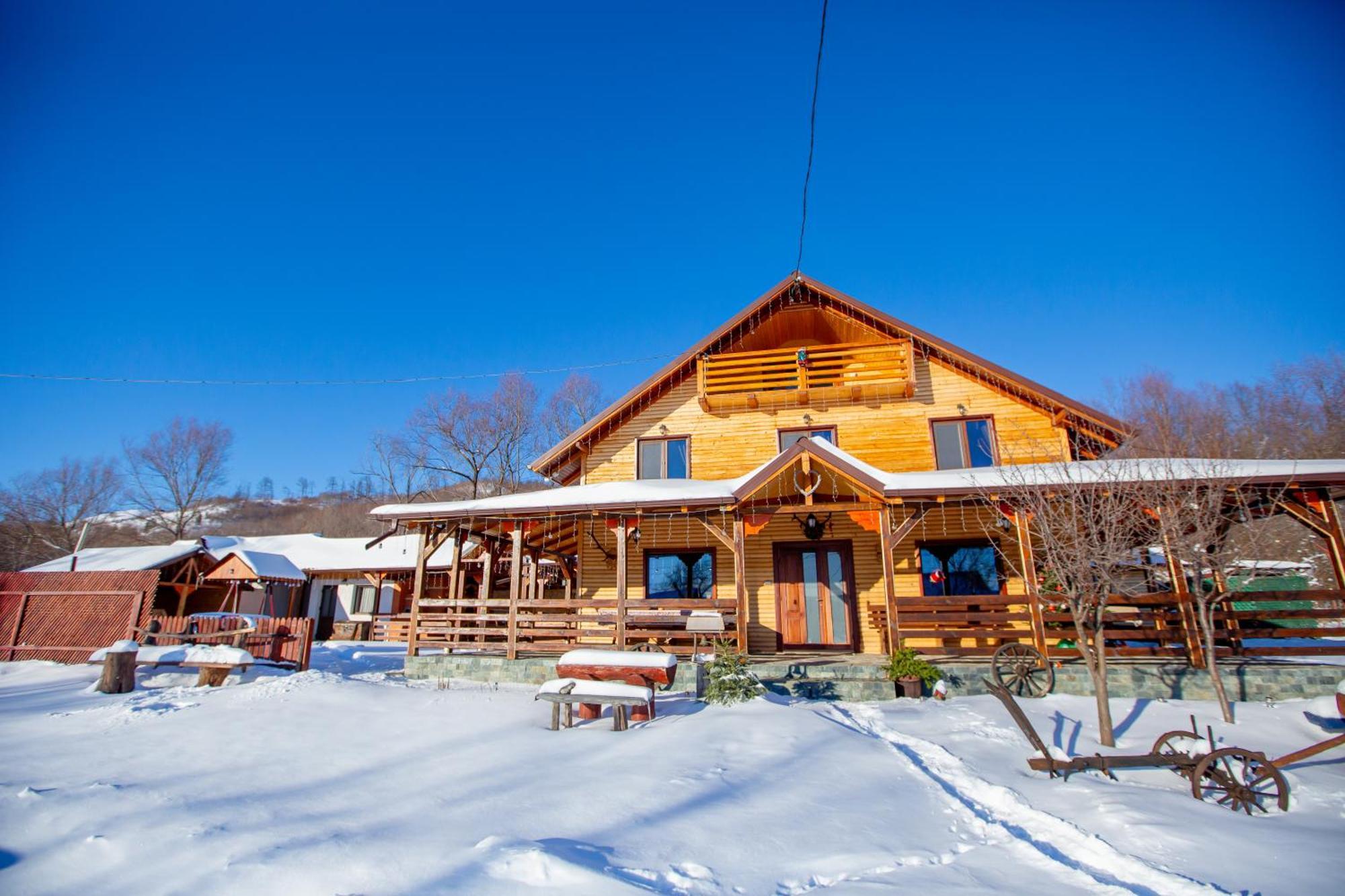Cabana Lunca Târgu Neamț Esterno foto