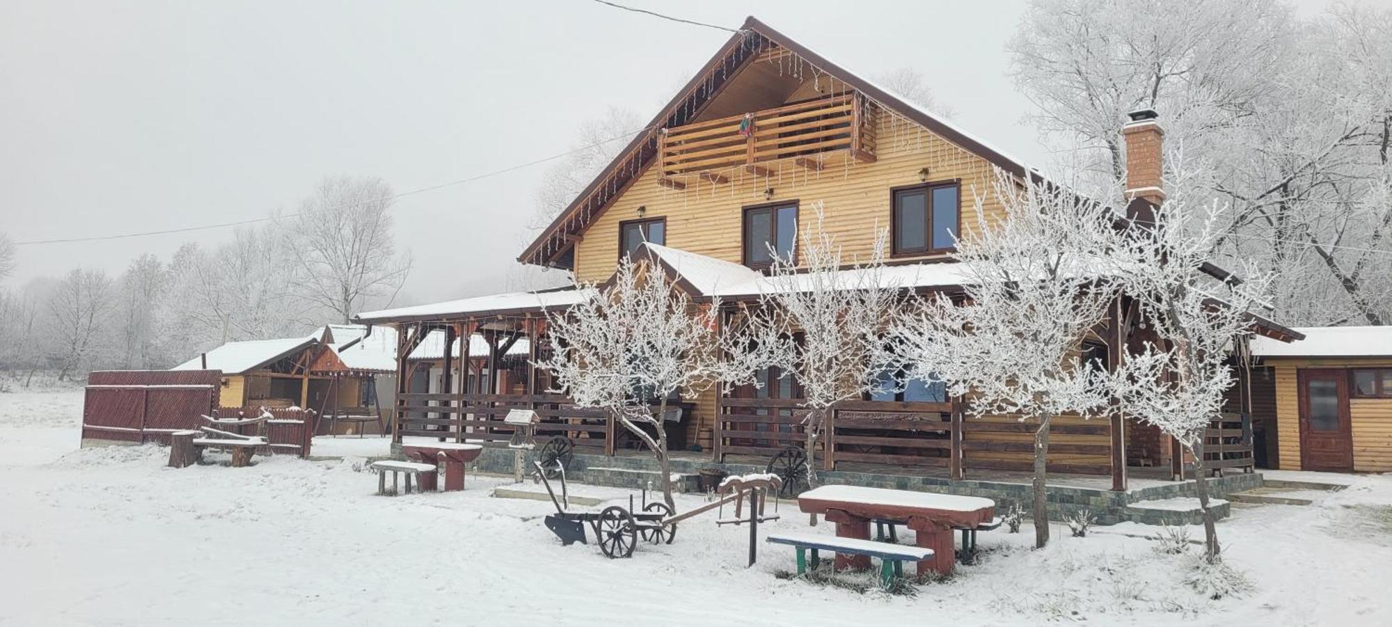 Cabana Lunca Târgu Neamț Esterno foto